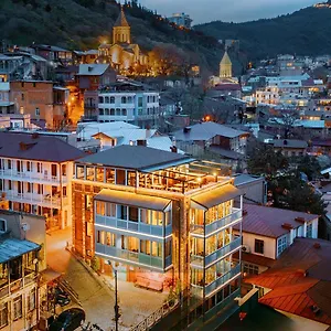 https://tbili-see.alltbilisihotels.com