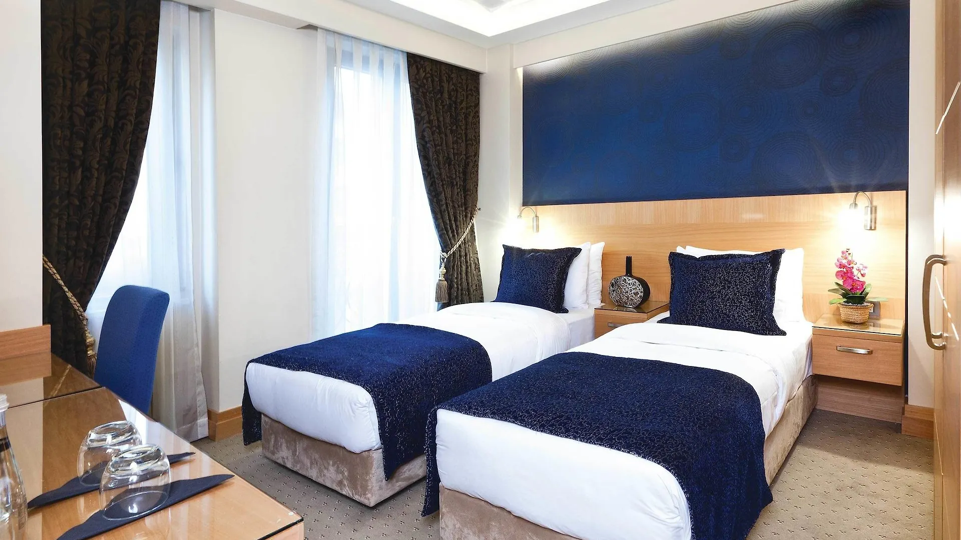 Emerald Hotel Istanbul