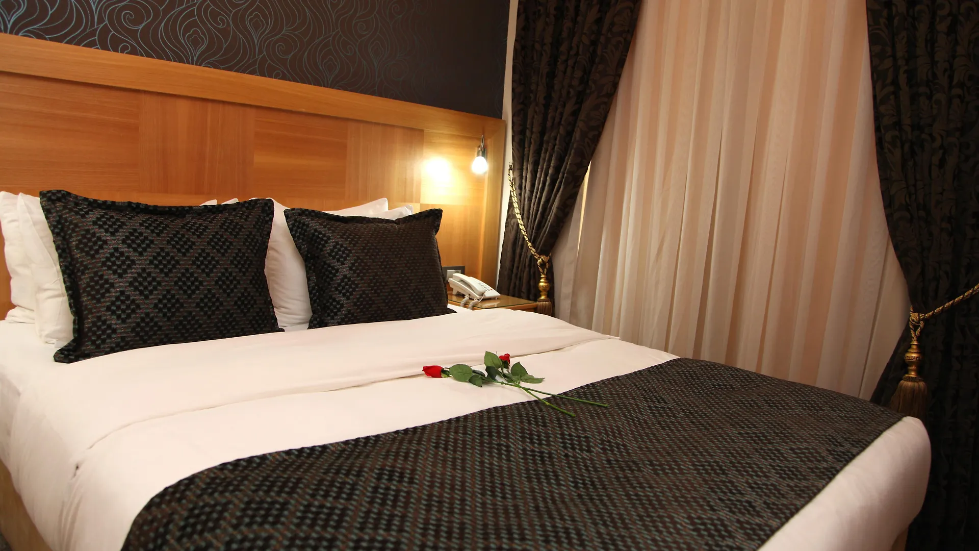 Emerald Hotel Istanbul 4*,  Turkey