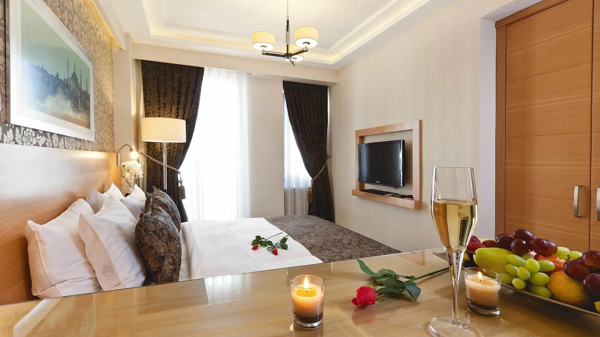 ****  Emerald Hotel Istanbul Turkey